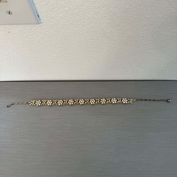 Vintage Aurora Borealis Crystal Choker Gold Tone 1950s Style - Picture 4 of 10